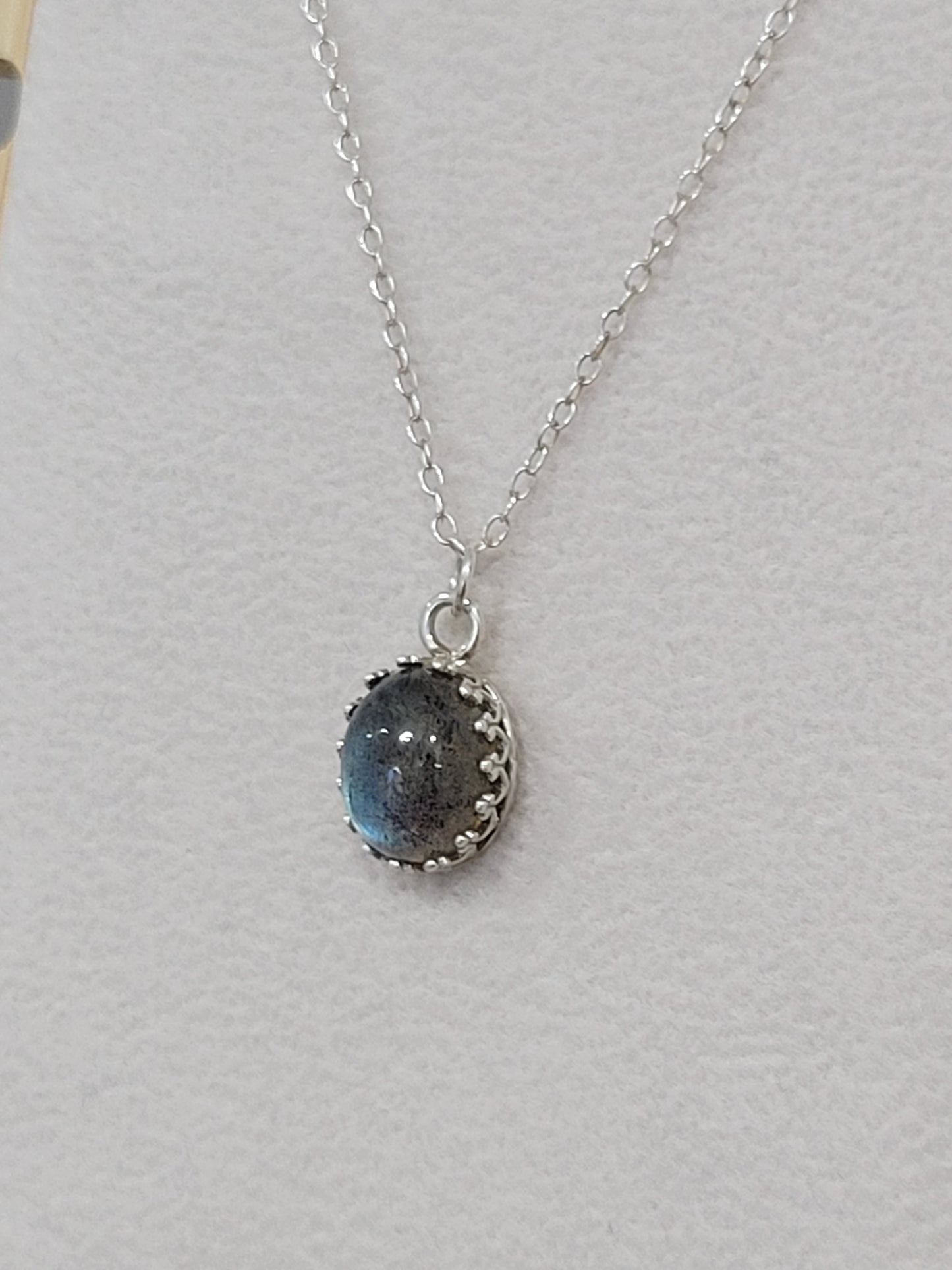 Oval Labradorite Pendant